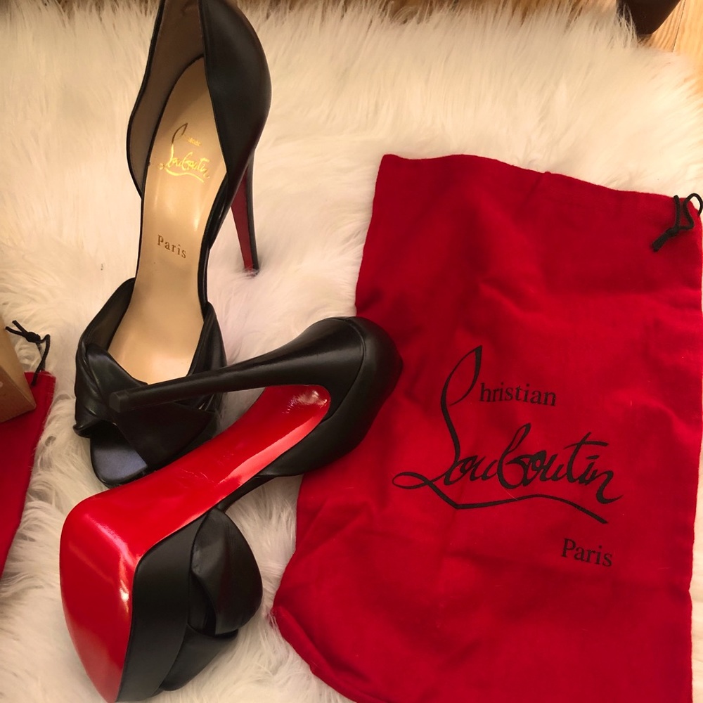Christian Louboutin Volpi Nappa Black 39.5 NIB